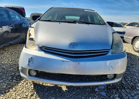2006 Toyota Prius z USA, uszkodzony, nr VIN JTDKB20U363185556